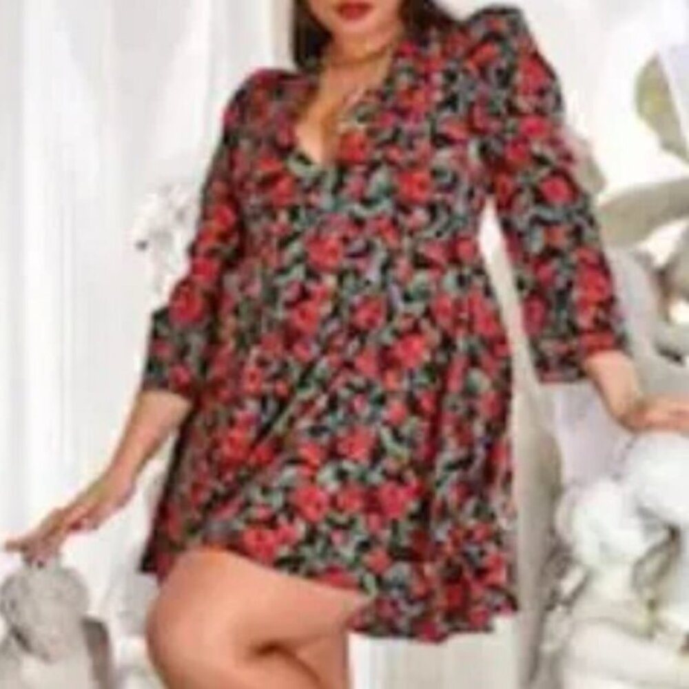 PRETTY LITTLE THING Skater dress with rose print and plunging neckline size 22